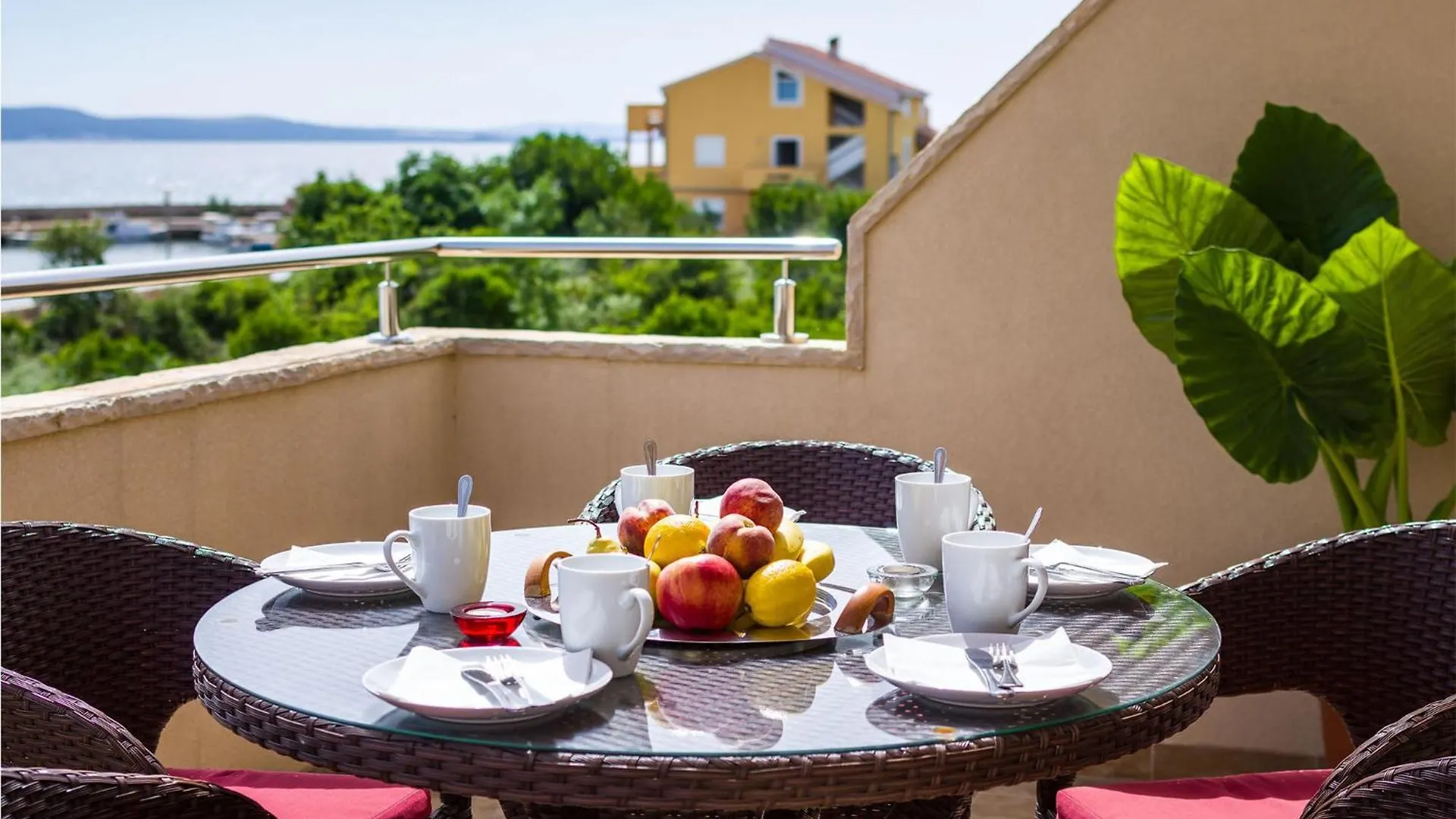 Awesome Apartment In Zdrelac With House Sea View